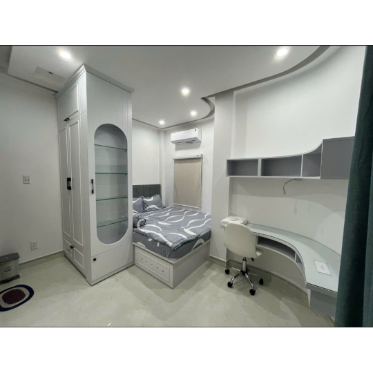 Phòng Tươi Sáng (Bright Room)